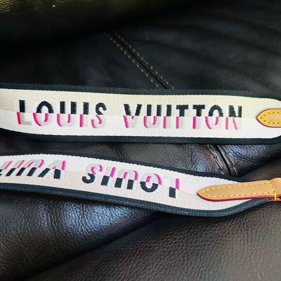 Louis Vuitton Jacquard Strap Black and Pink - Picture 2 of 8